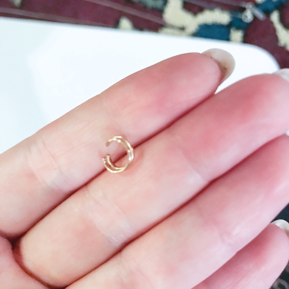 Adjustable Delicate Double Wire Ear Cuff - image 3